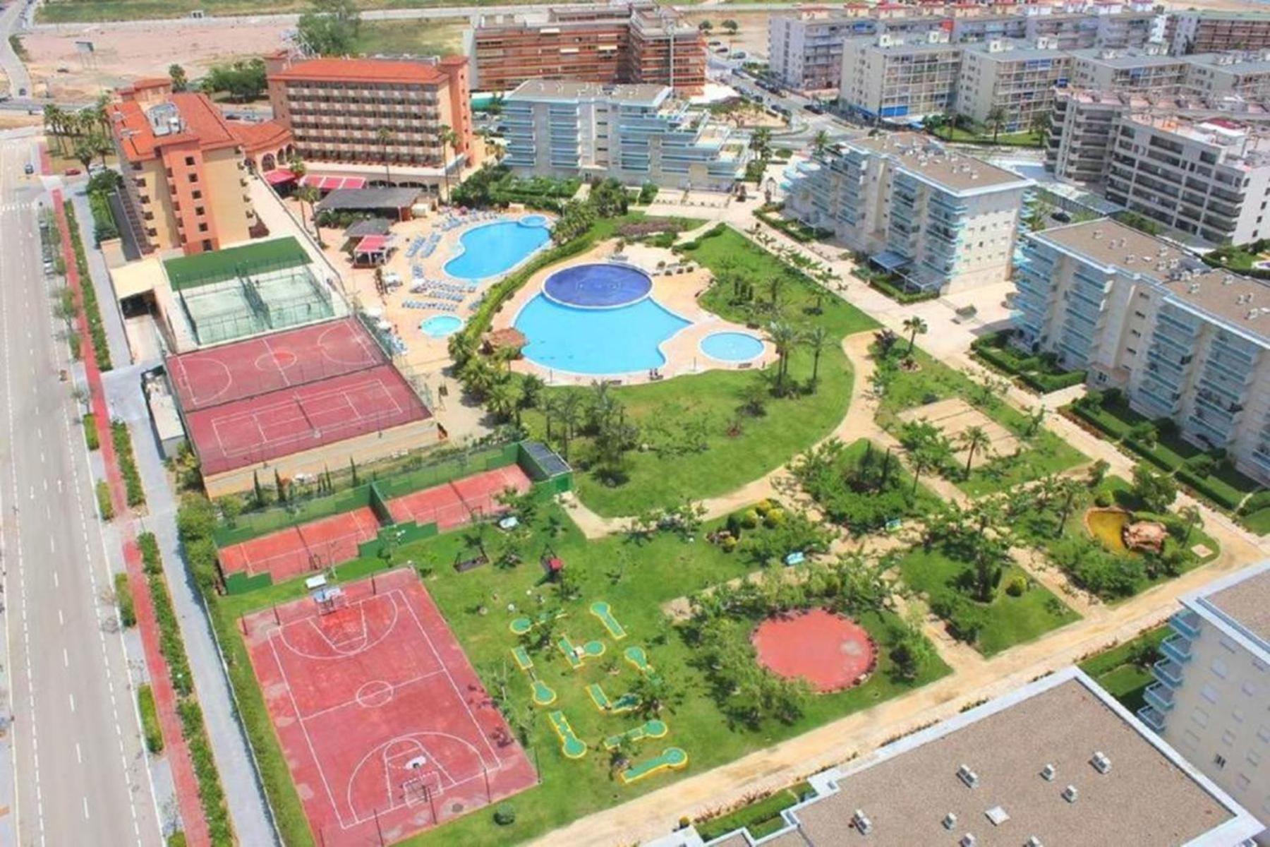 Mediterranean Way - Los Juncos La Pineda Exterior foto